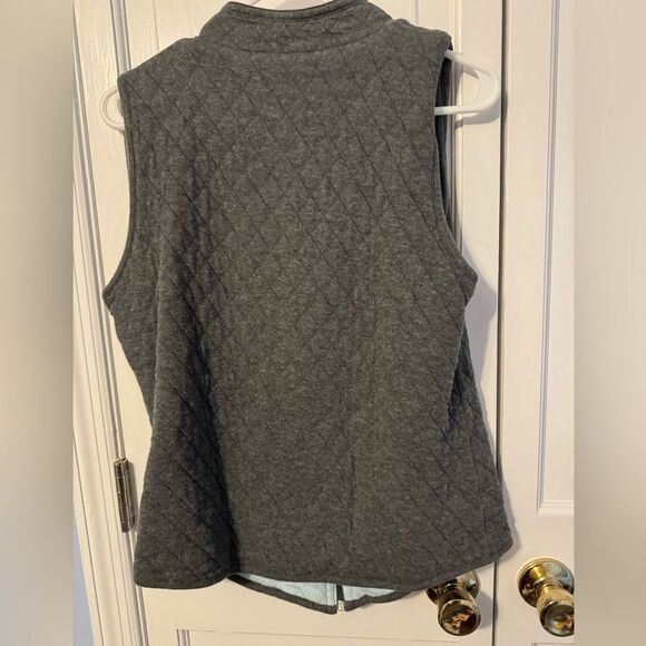 Adorable Trendy Liz Claiborne Zip Vest Gray with blue interior. Light yet cozy. - Picture 8 of 9